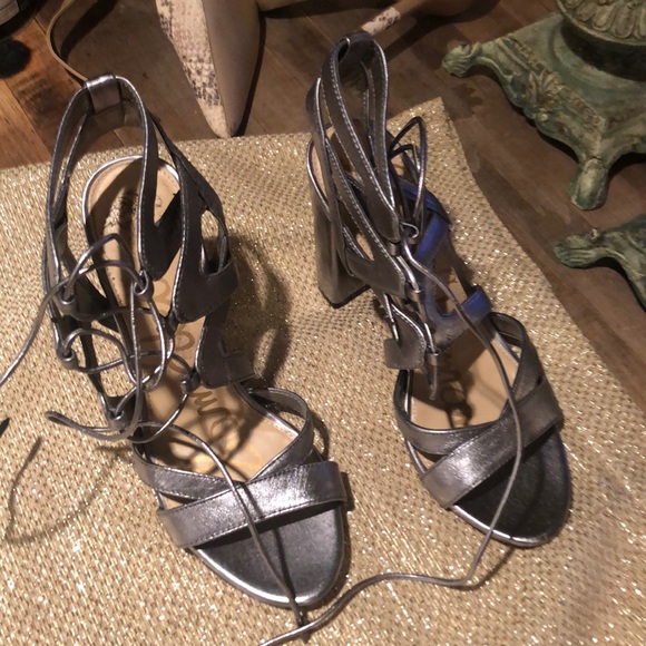 Strapping Sandals - Picture 3 of 3